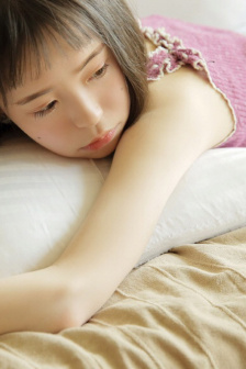 玩弄老太婆的屁股眼